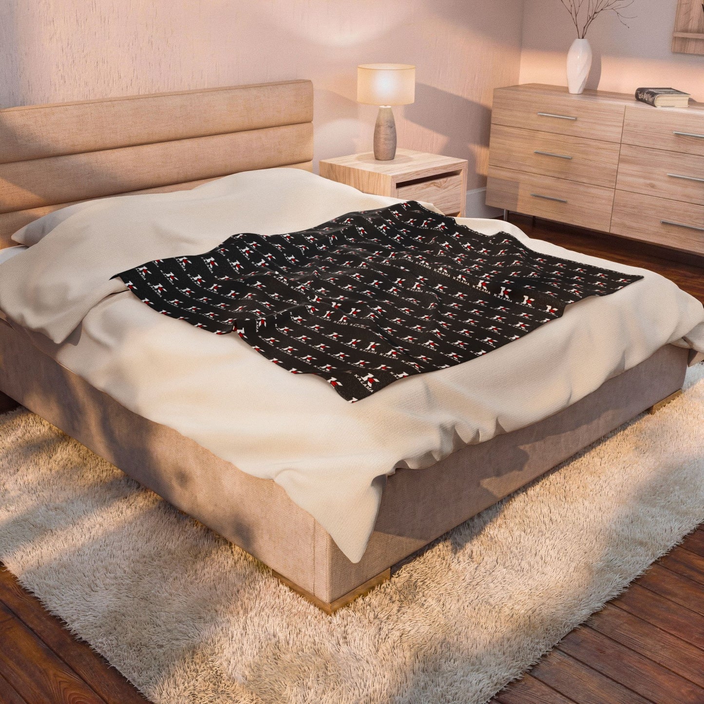 Velveteen Plush Blanket — Cozy Black Patterned Holiday Throw